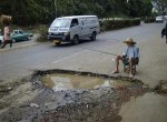 funny-pothole-1.jpg