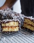 lamingtons-recipe-500-3.jpg