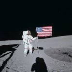 260px-Apollo_14_Shepard.jpg