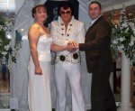 elvis-impersonator-wedding-03.jpg